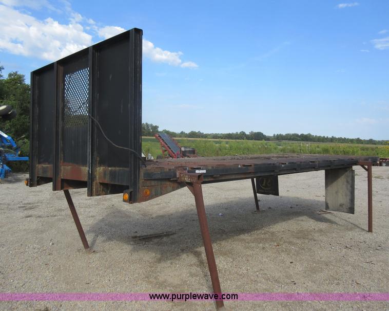 image for item AX9400 Flatbed