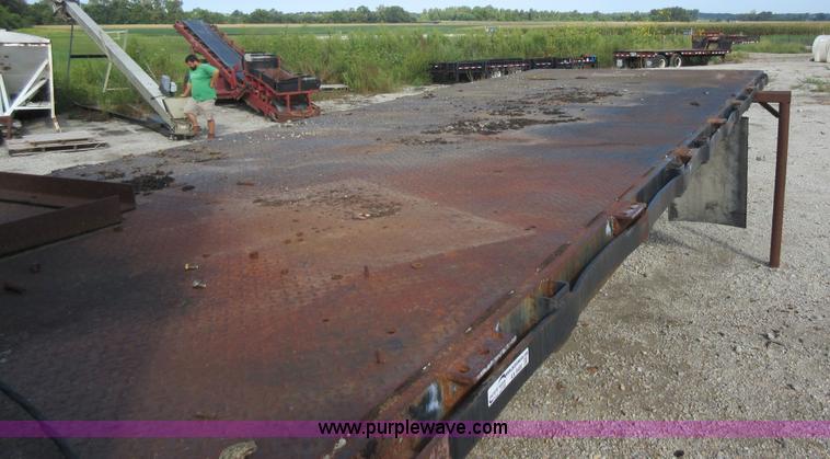 image for item AX9400 Flatbed