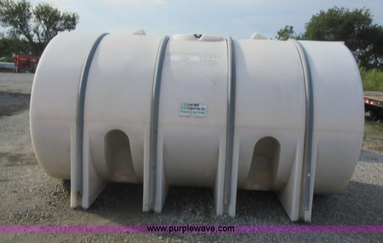 image for item AX9402 3,000 gallon poly tank