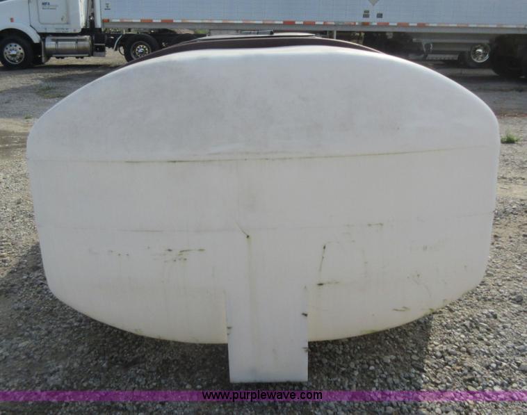 image for item AX9403 1,600 gallon poly tank