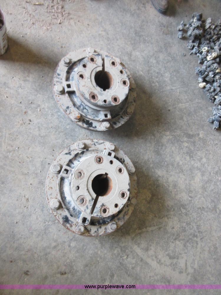 image for item AZ9062 (2) 18.4R38 tractor tires