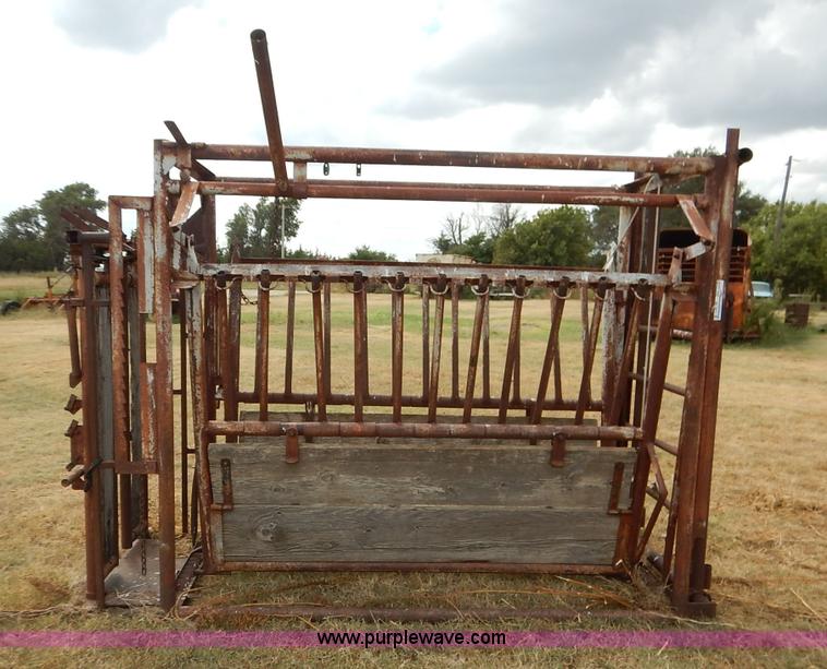 image for item BH9977 Pearson squeeze chute