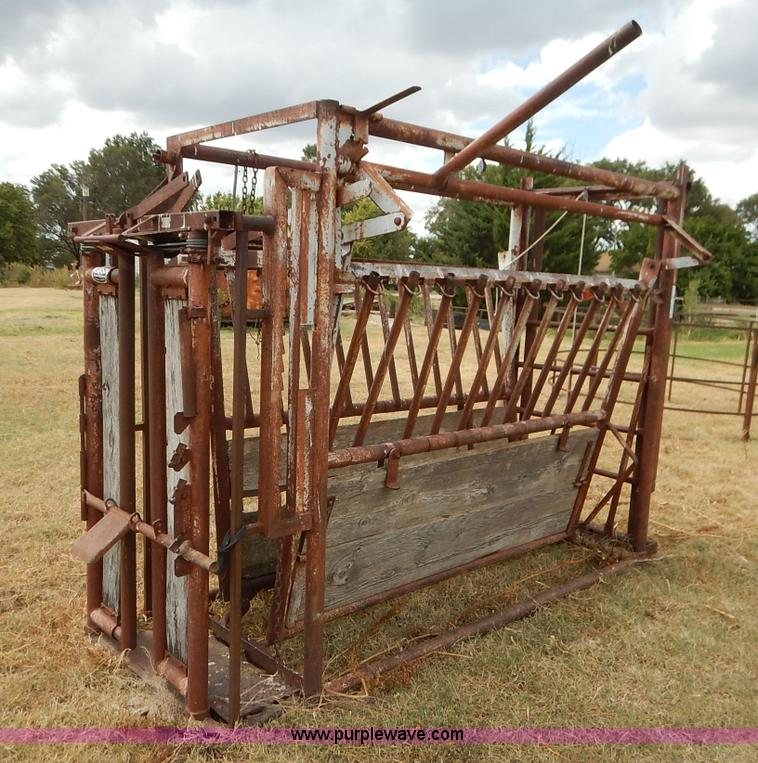 image for item BH9977 Pearson squeeze chute