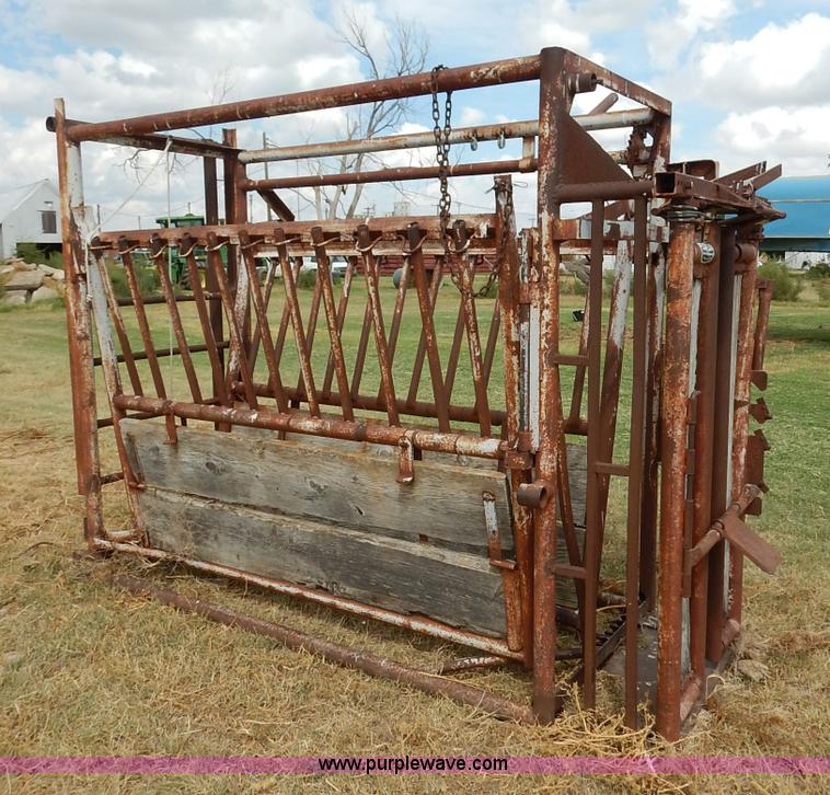 image for item BH9977 Pearson squeeze chute