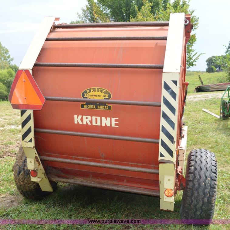 image for item BR9900 Krone RR150 round baler