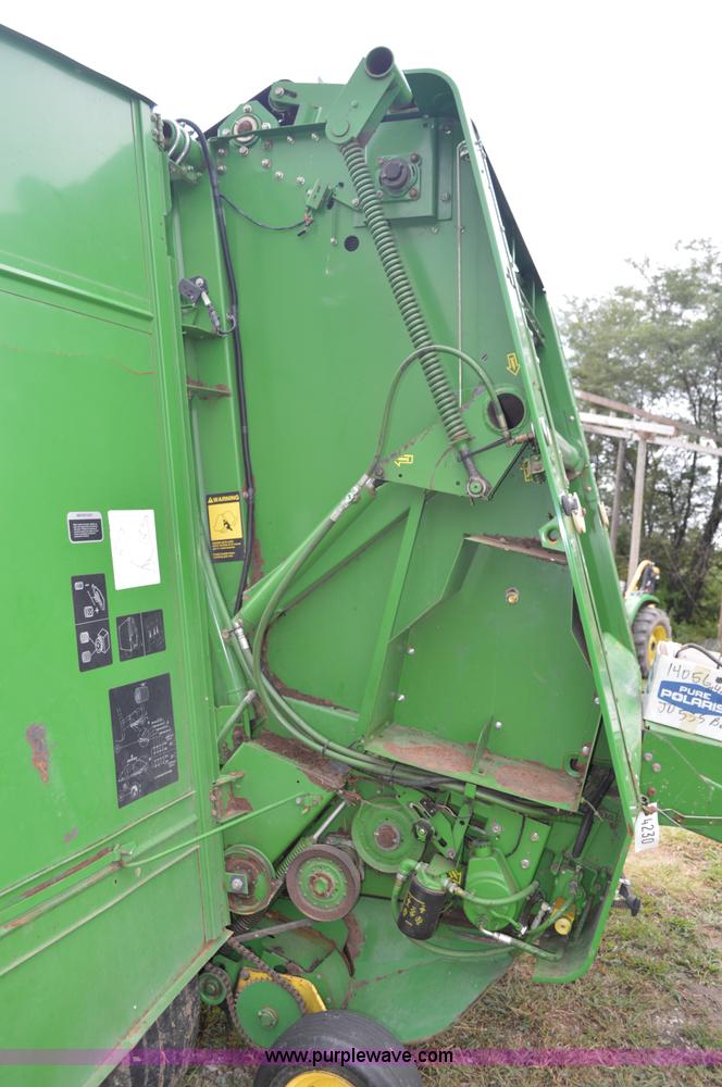 image for item BR9901 John Deere 535 round baler