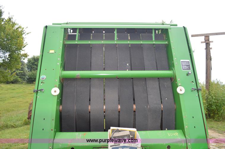 image for item BR9901 John Deere 535 round baler