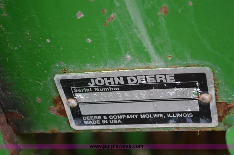 image for item BR9901 John Deere 535 round baler