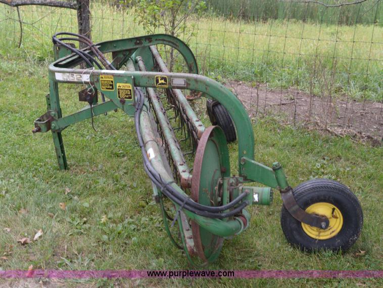 image for item BR9906 John Deere 652 rake