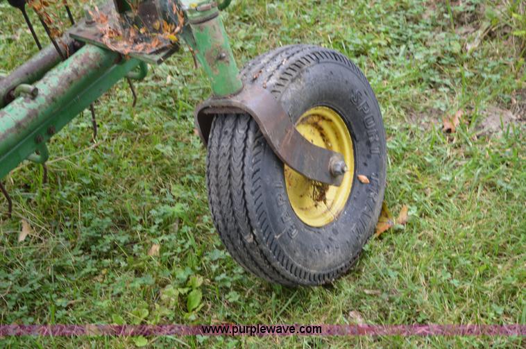 image for item BR9906 John Deere 652 rake