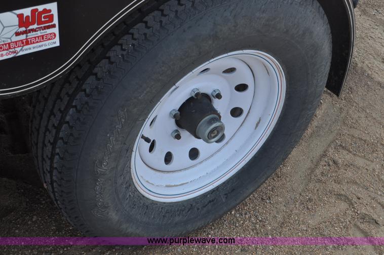 image for item F2326 2012 WG FT975 fuel trailer