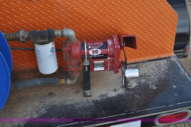 image for item F2326 2012 WG FT975 fuel trailer