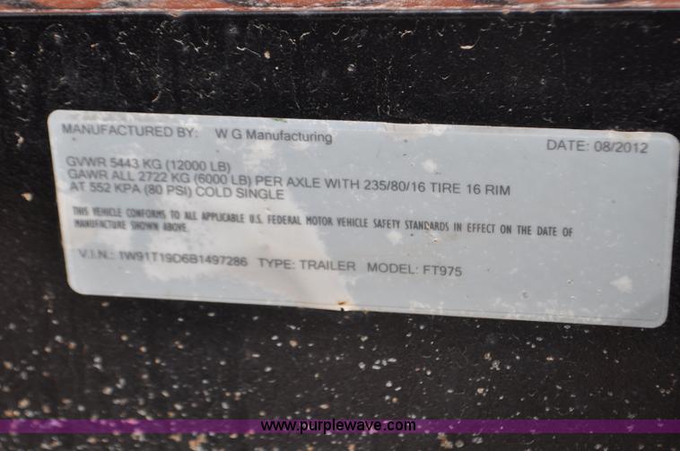 image for item F2326 2012 WG FT975 fuel trailer