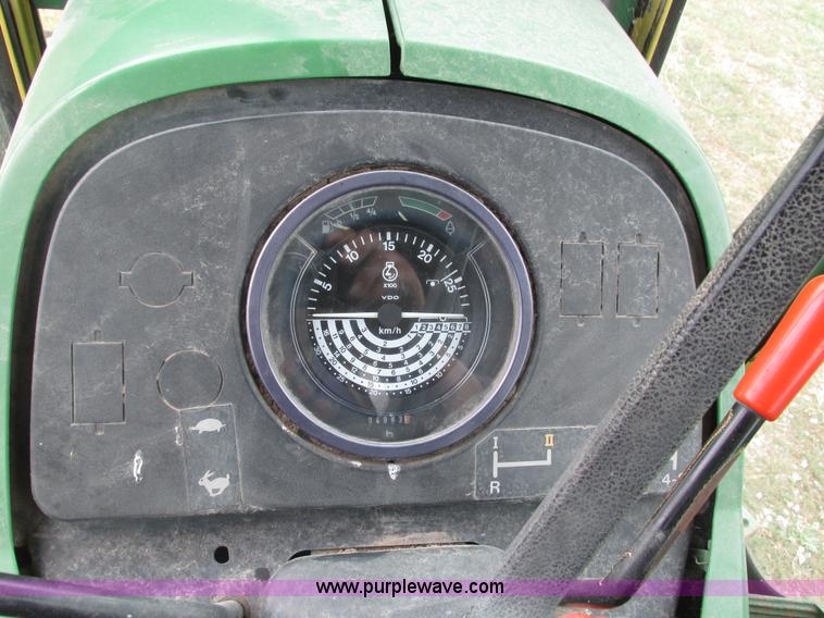 image for item H1203 1980 John Deere 2940 tractor