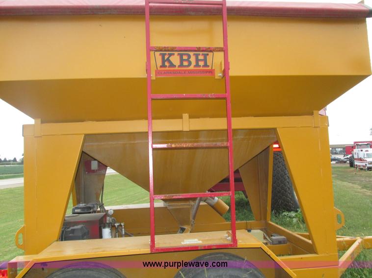 image for item H1204 KBH ST250 seed tender