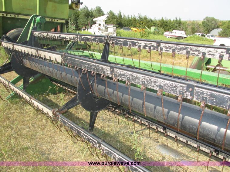 image for item H1212 John Deere 220 bean head