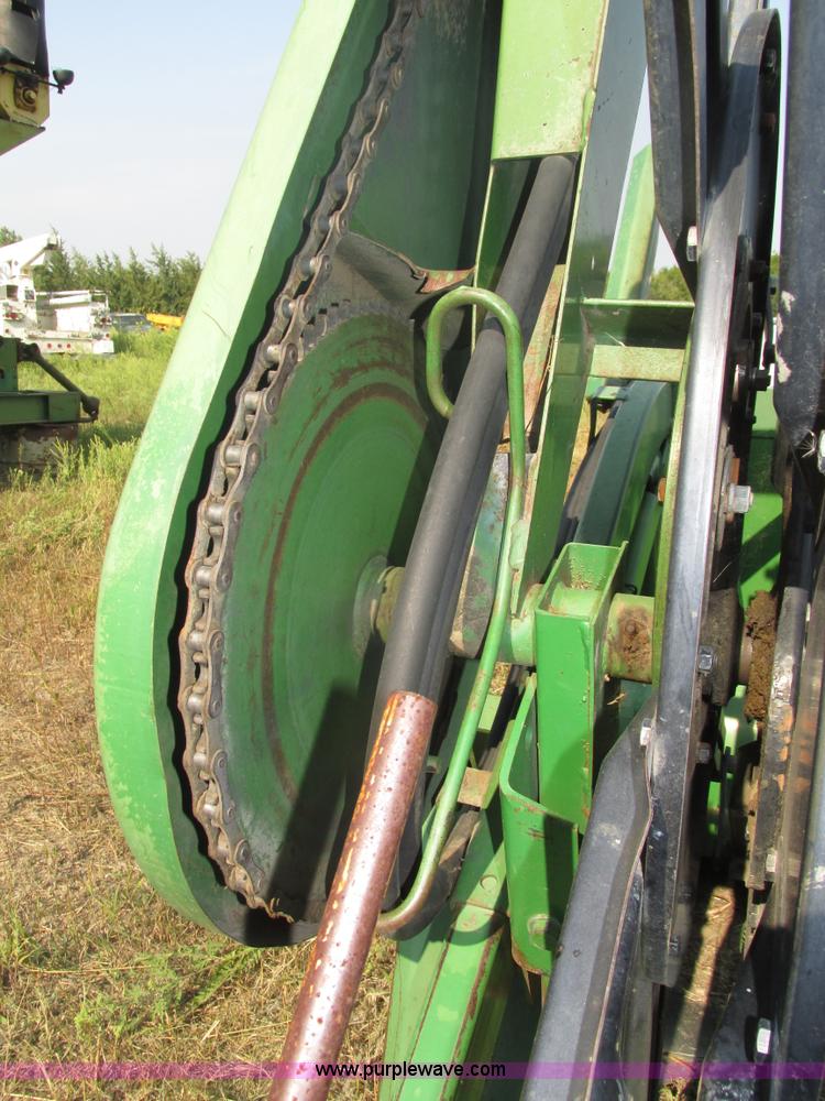 image for item H1212 John Deere 220 bean head