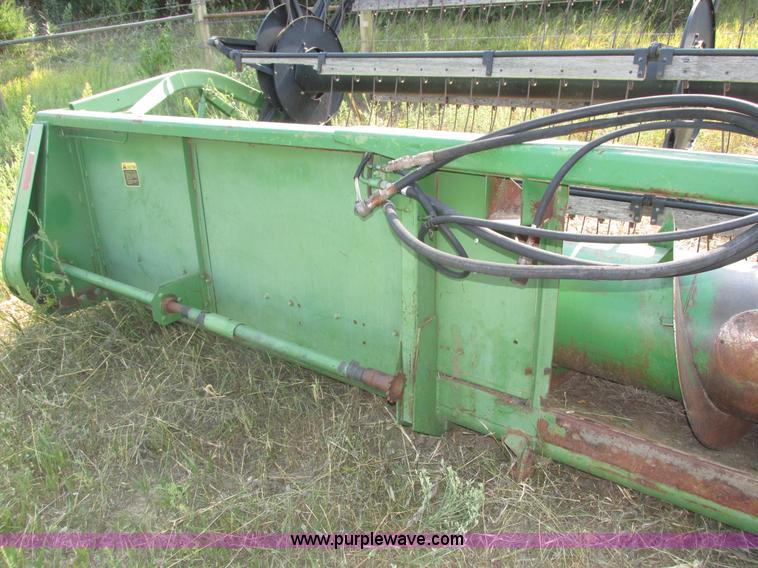 image for item H1212 John Deere 220 bean head