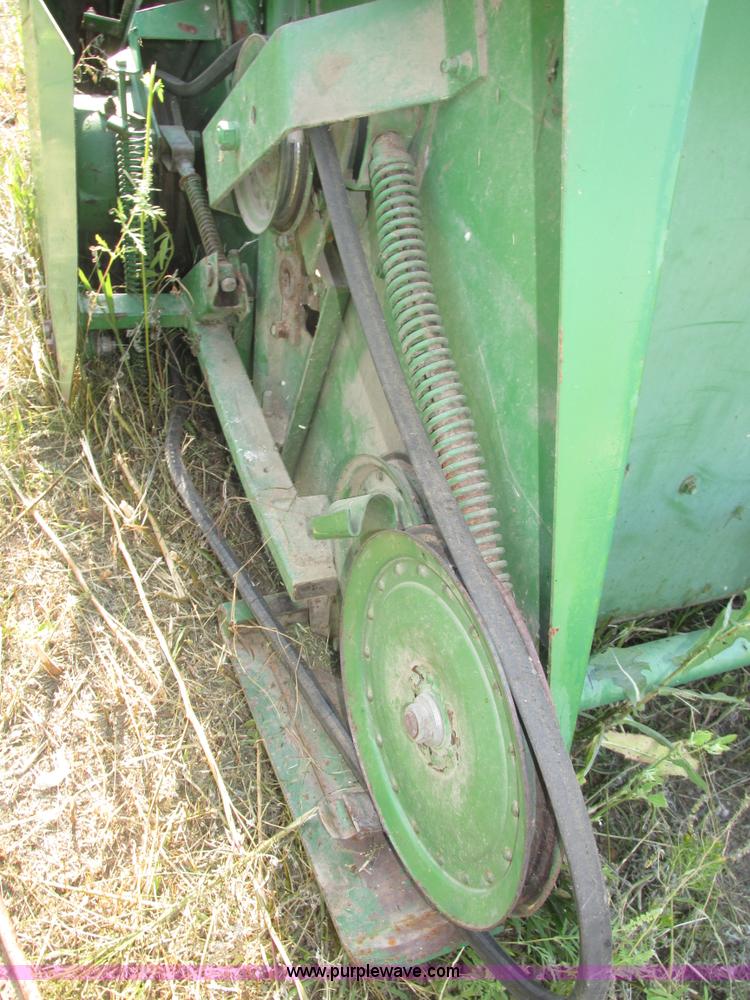 image for item H1212 John Deere 220 bean head