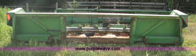 image for item H1213 John Deere 644 corn head