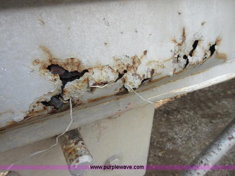 image for item I1986 1980 Trailmobile OVGH-2CAH grain trailer