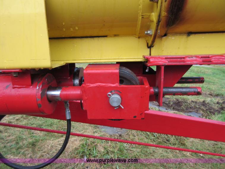 image for item I1988 Westfield MK130-111 flex grain auger