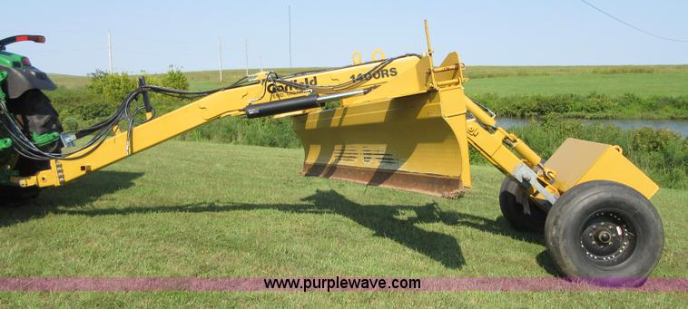 image for item I2004 2013 Garfield GGB1400RS pull type grader