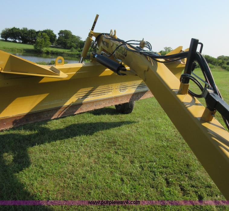 image for item I2004 2013 Garfield GGB1400RS pull type grader