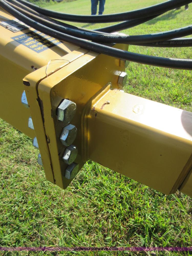 image for item I2004 2013 Garfield GGB1400RS pull type grader