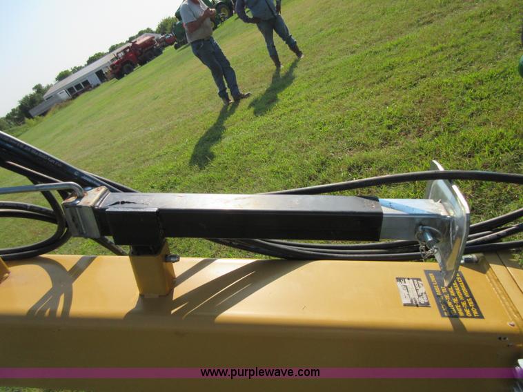 image for item I2004 2013 Garfield GGB1400RS pull type grader