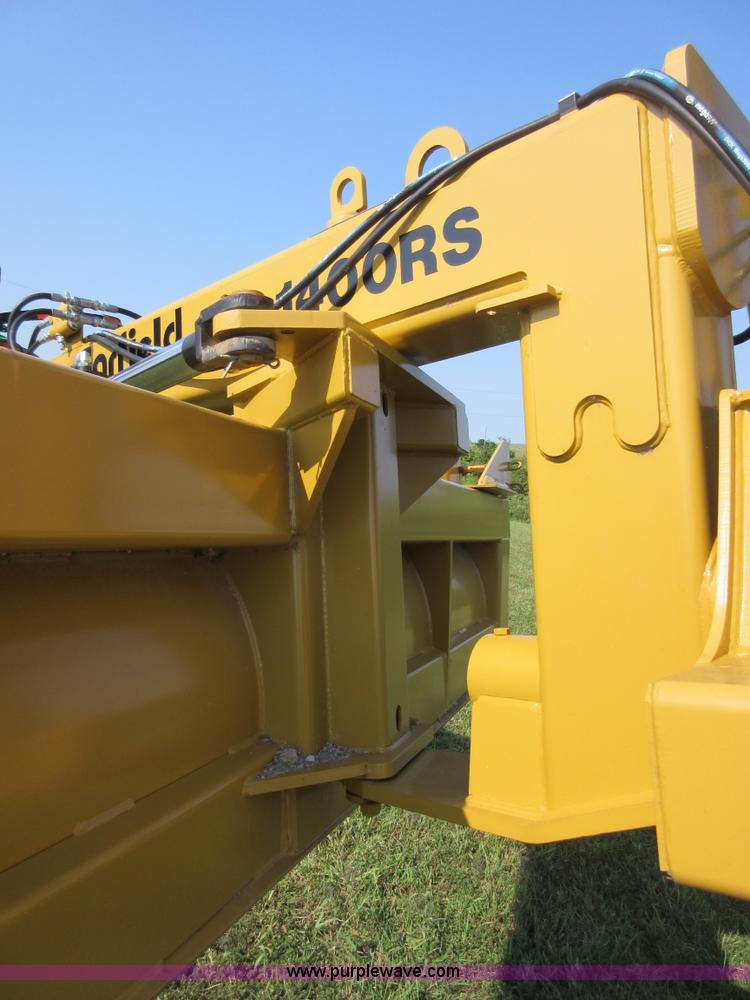 image for item I2004 2013 Garfield GGB1400RS pull type grader