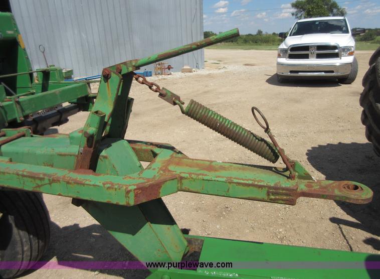 image for item I2006 John Deere 750 grain drill