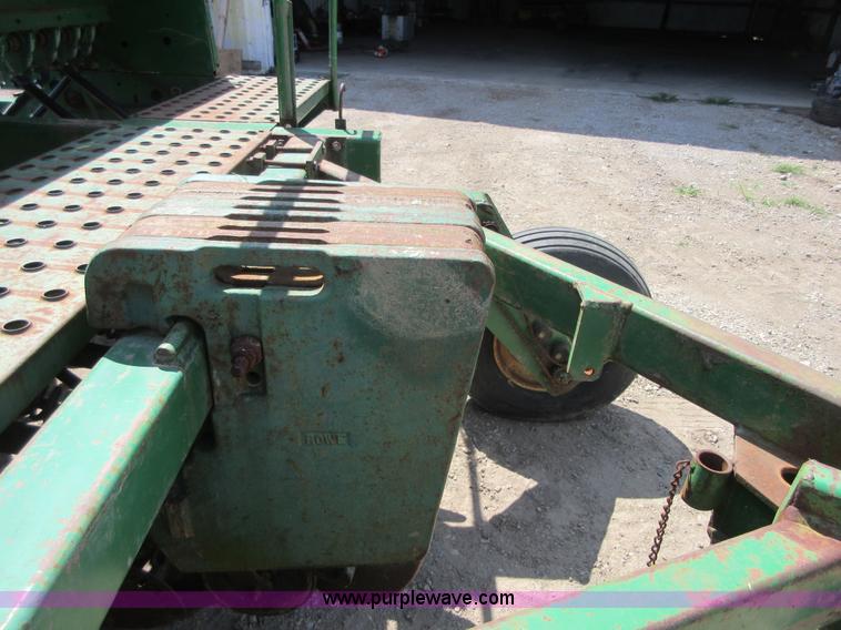 image for item I2006 John Deere 750 grain drill