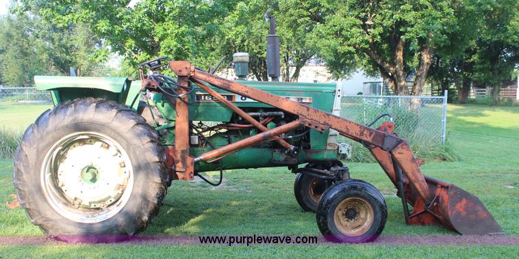 image for item J3522 1966 Oliver 1650 tractor