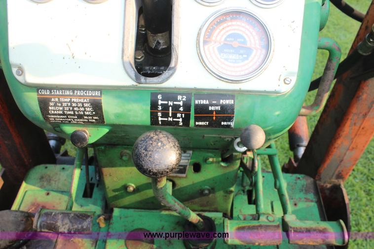 image for item J3522 1966 Oliver 1650 tractor