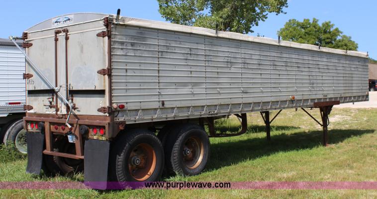 image for item J3571 1965 Timpte TT10EP grain trailer