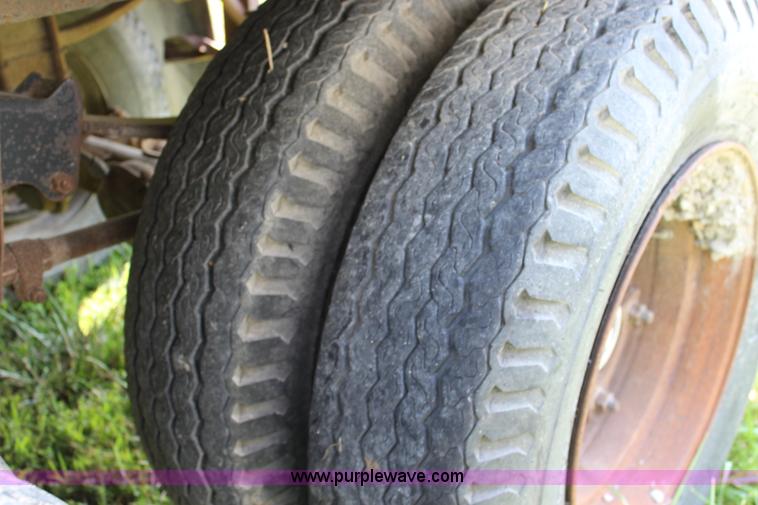 image for item J3571 1965 Timpte TT10EP grain trailer