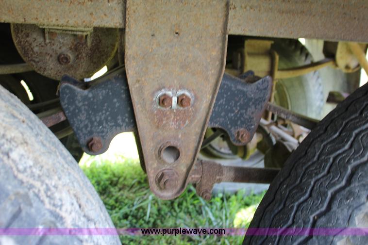 image for item J3571 1965 Timpte TT10EP grain trailer