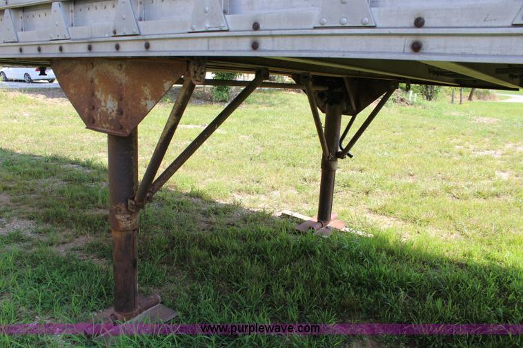 image for item J3571 1965 Timpte TT10EP grain trailer