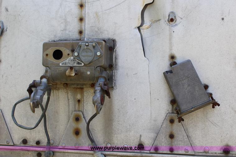 image for item J3571 1965 Timpte TT10EP grain trailer