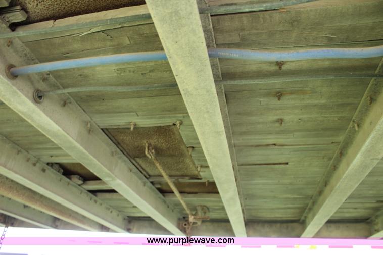 image for item J3571 1965 Timpte TT10EP grain trailer