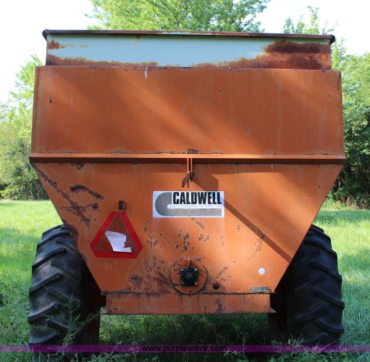 image for item J3572 Caldwell GC250 auger wagon