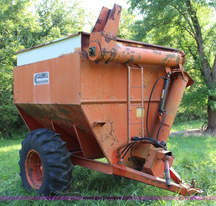 image for item J3572 Caldwell GC250 auger wagon