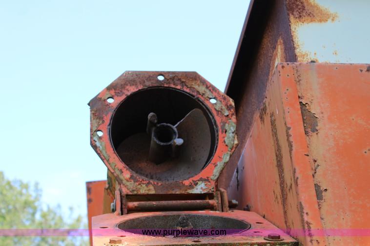 image for item J3572 Caldwell GC250 auger wagon