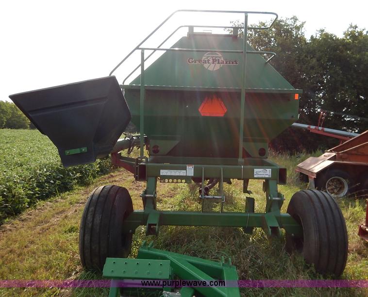 image for item J6434 Great Plains 1150 air seeder cart