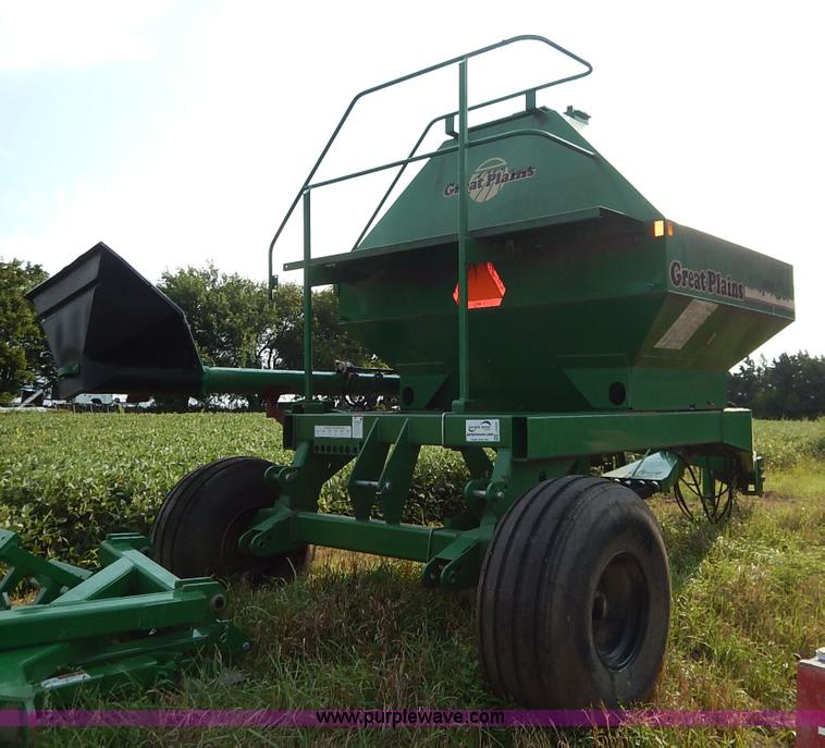 image for item J6434 Great Plains 1150 air seeder cart