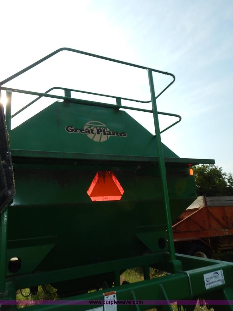 image for item J6434 Great Plains 1150 air seeder cart