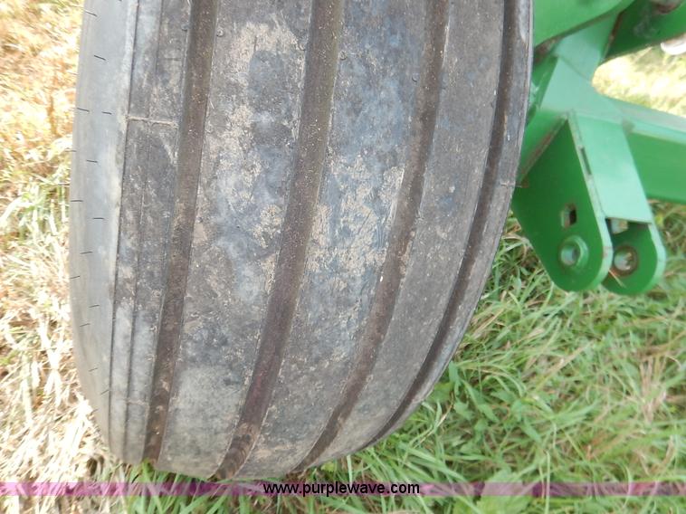 image for item J6434 Great Plains 1150 air seeder cart