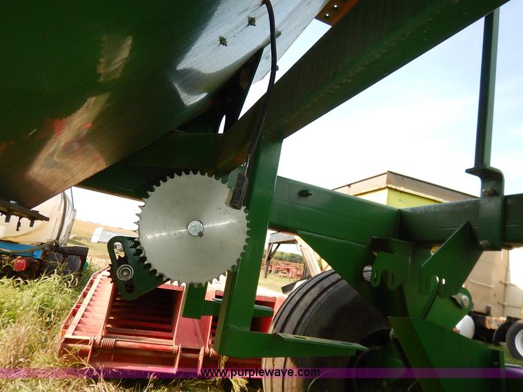 image for item J6434 Great Plains 1150 air seeder cart