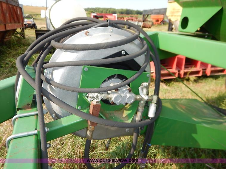 image for item J6434 Great Plains 1150 air seeder cart